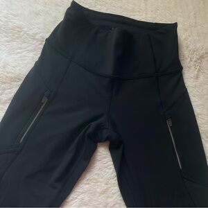 Athleta Black Rainier Unbrushed 7/8 Capri Leggings Tights Size XS Zipper Pocket